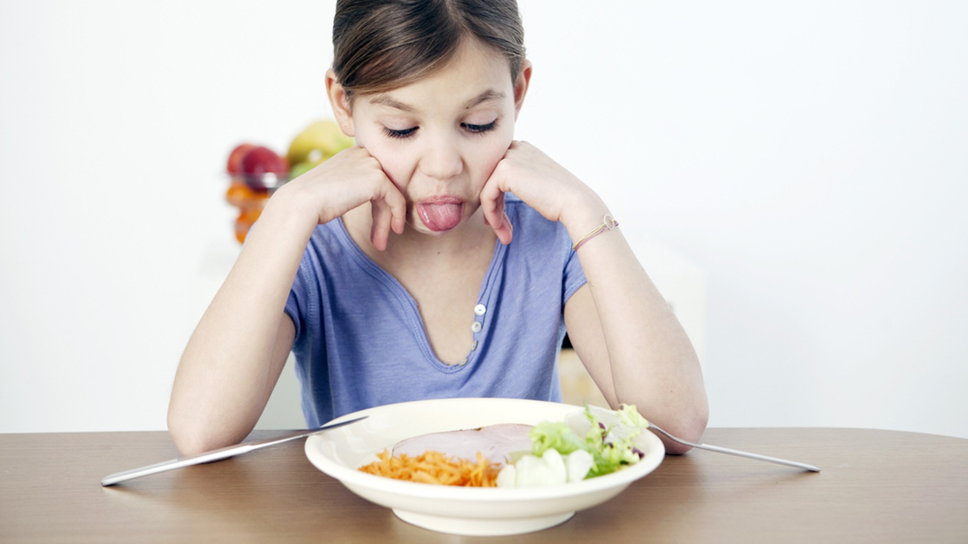 Дети не хотят есть в школе. Нарушение аппетита у детей. Ребенок отказывается от еды. Отказ от еды у ребенка. Снижение аппетита у детей.
